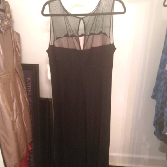 Evening gown - Picture 4 of 5